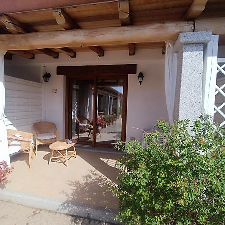 Case Vacanze Nioleo - Apartments And Pool Siniscola Kültér fotó