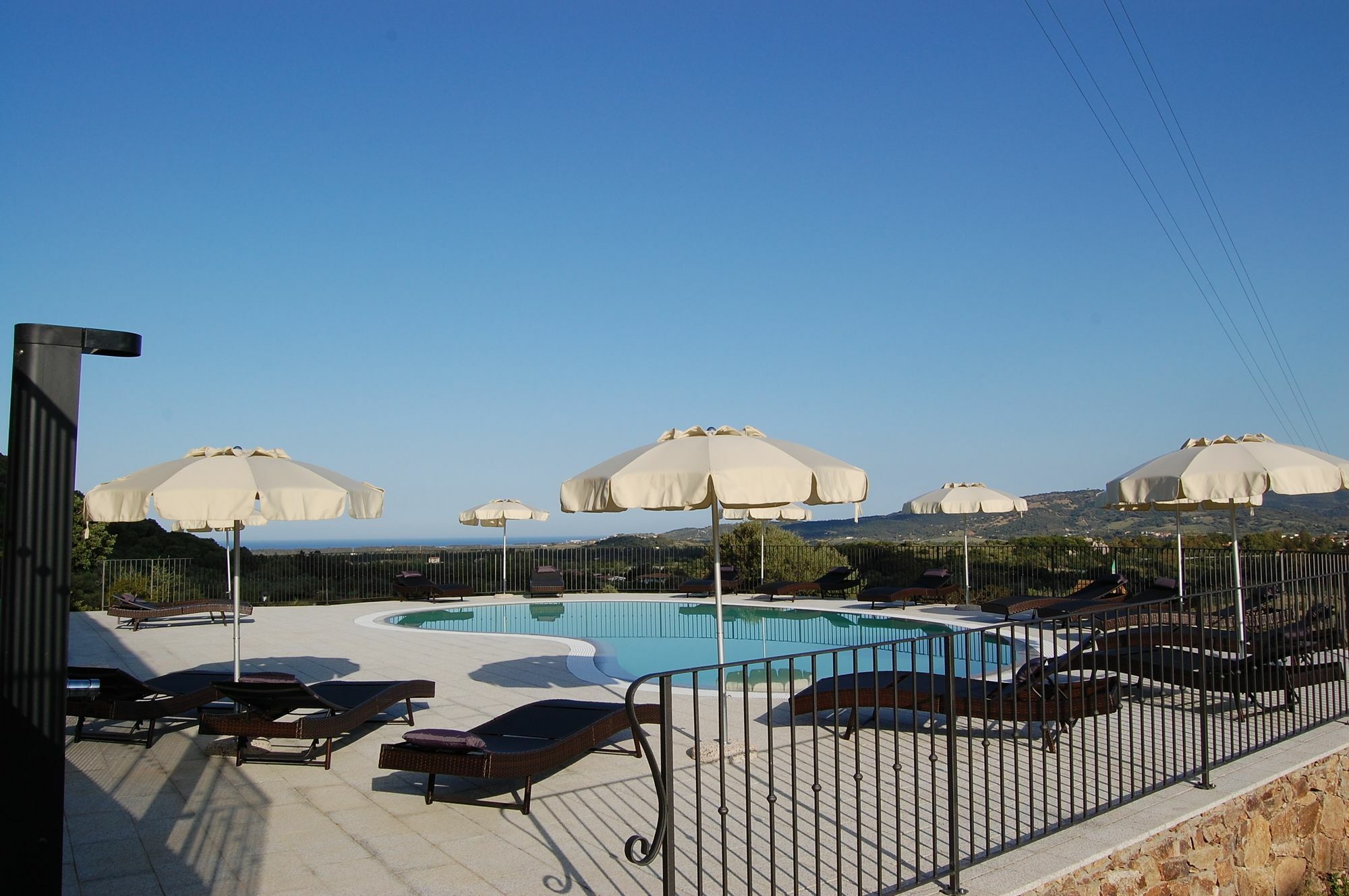 Case Vacanze Nioleo - Apartments And Pool Siniscola Kültér fotó
